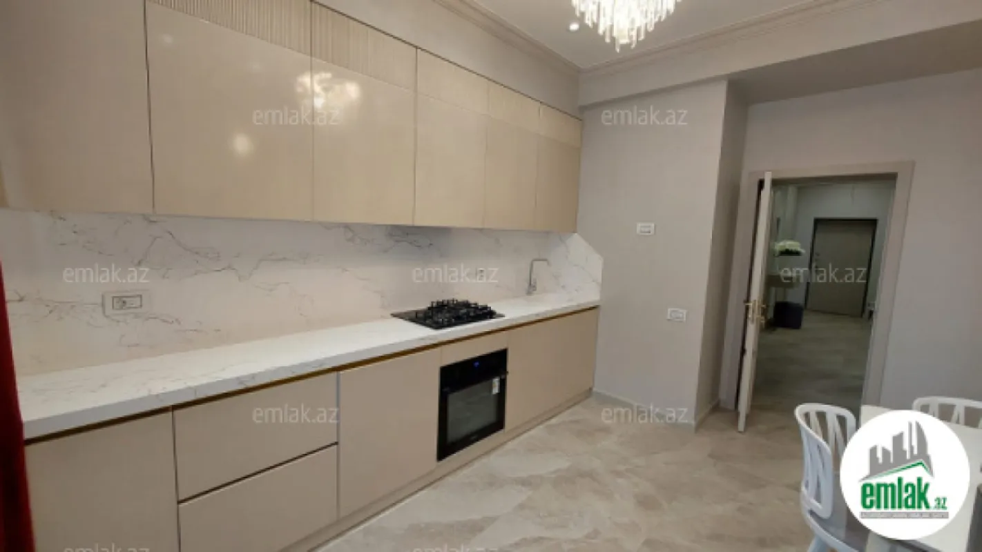 Satılır 3 otaqlı yeni tikili 112 m²