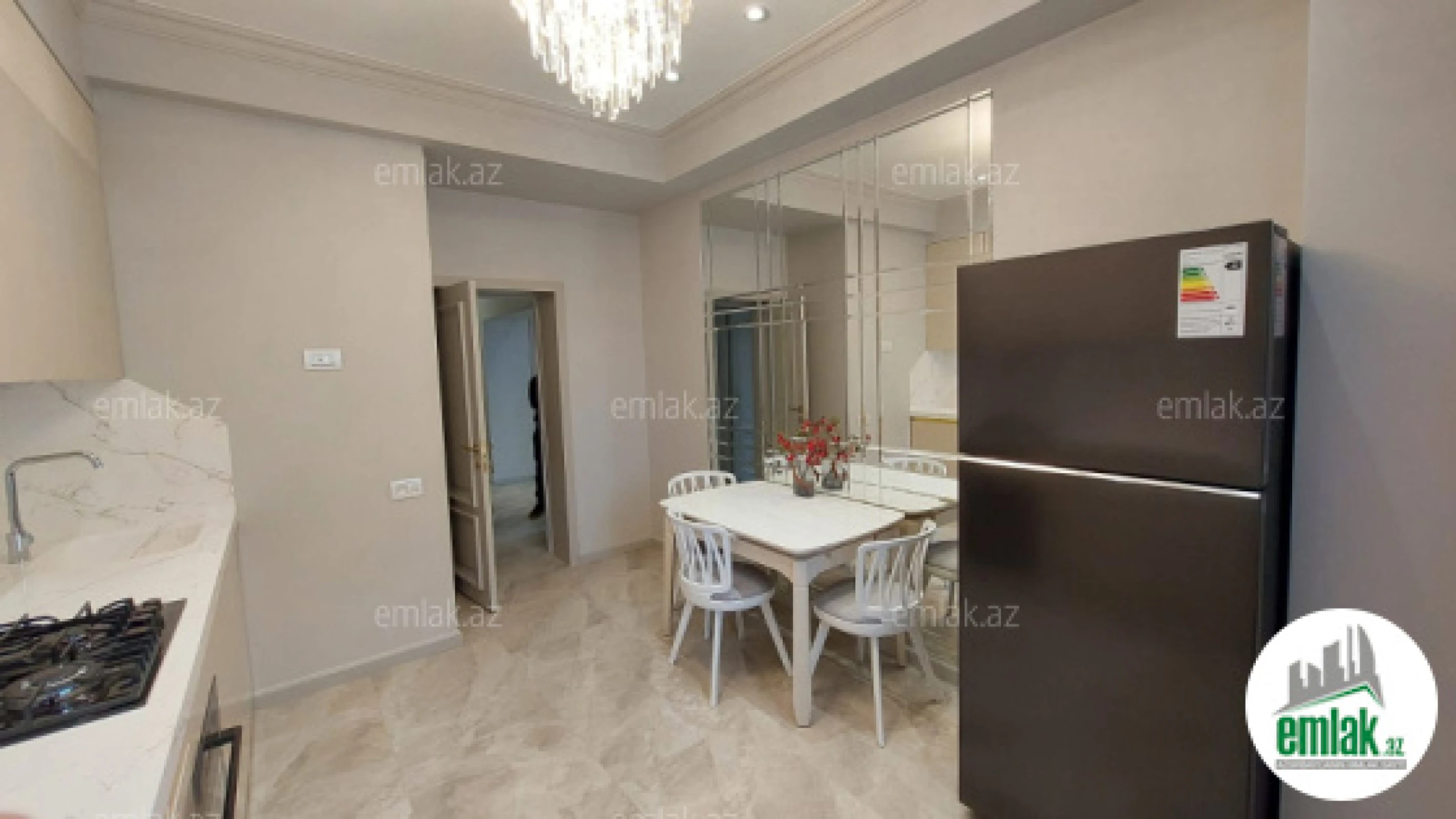 Satılır 3 otaqlı yeni tikili 112 m²