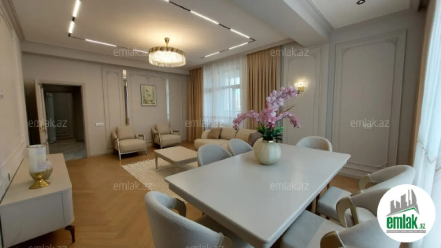 Satılır 3 otaqlı yeni tikili 112 m²