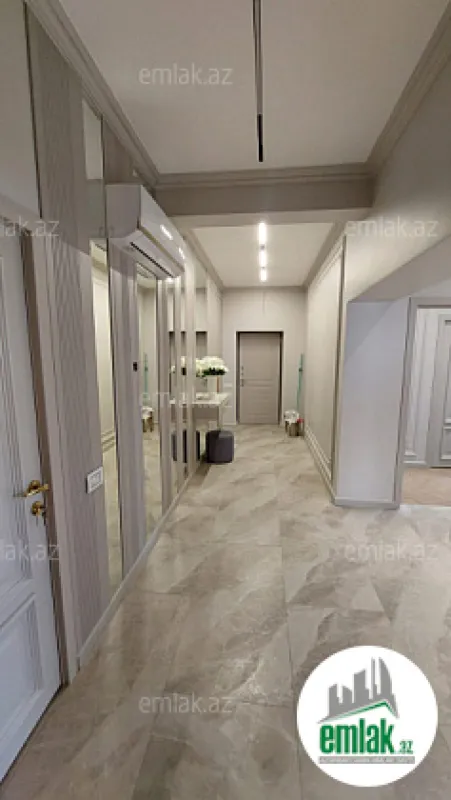 Satılır 3 otaqlı yeni tikili 112 m²