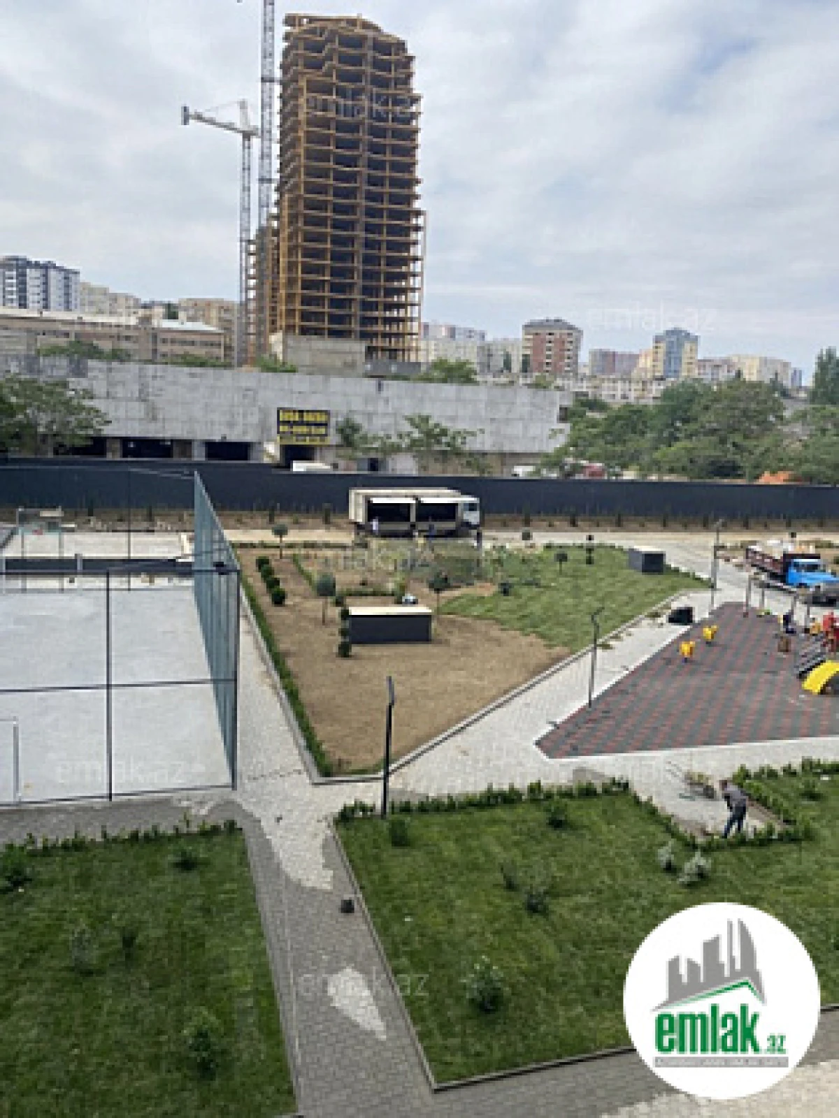 Satılır 2 otaqlı yeni tikili 110 m²