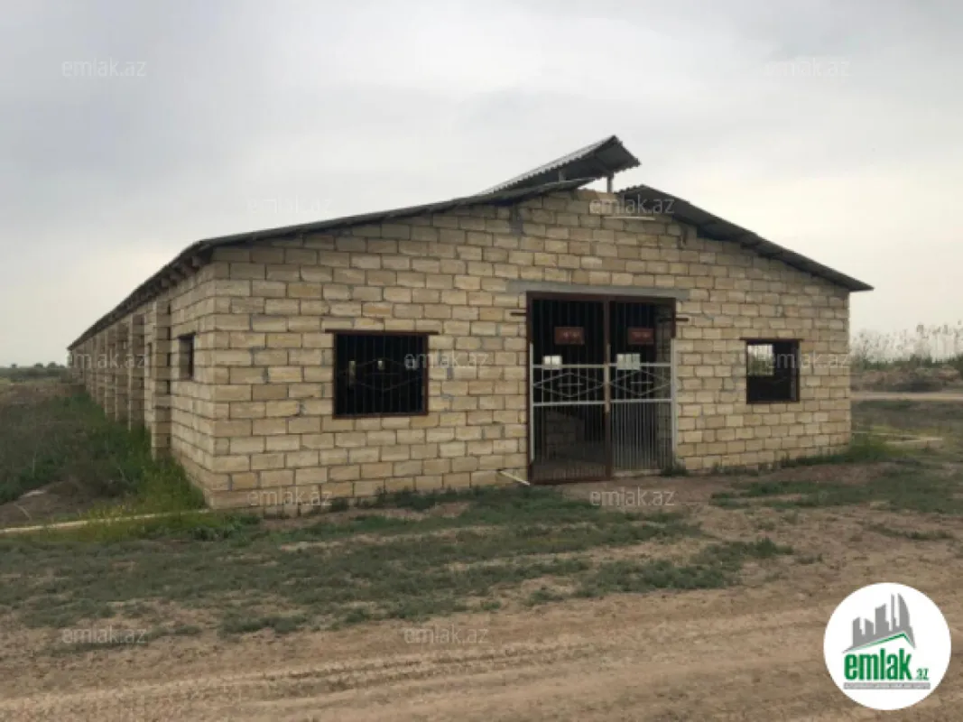 Satılır torpaq sahəsi 15000 m²