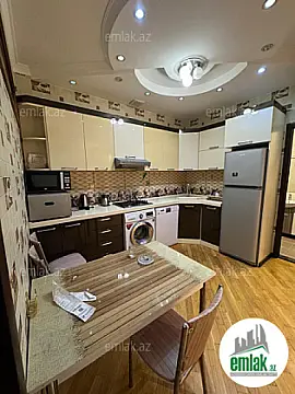 Satılır 3 otaqlı yeni tikili 100 m²