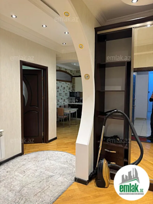 Satılır 3 otaqlı yeni tikili 100 m²