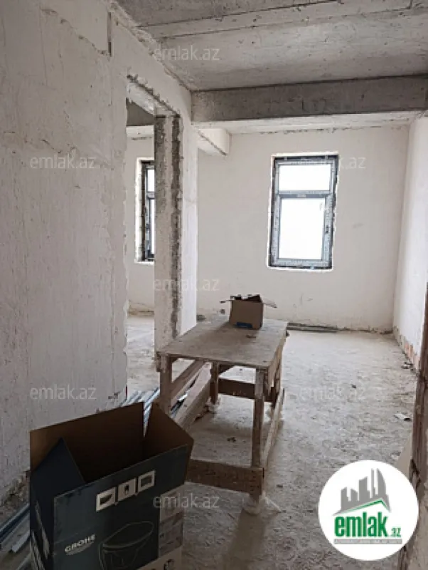 Satılır 3 otaqlı yeni tikili 125 m²