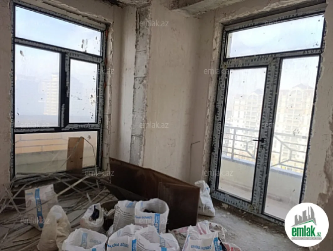 Satılır 3 otaqlı yeni tikili 125 m²