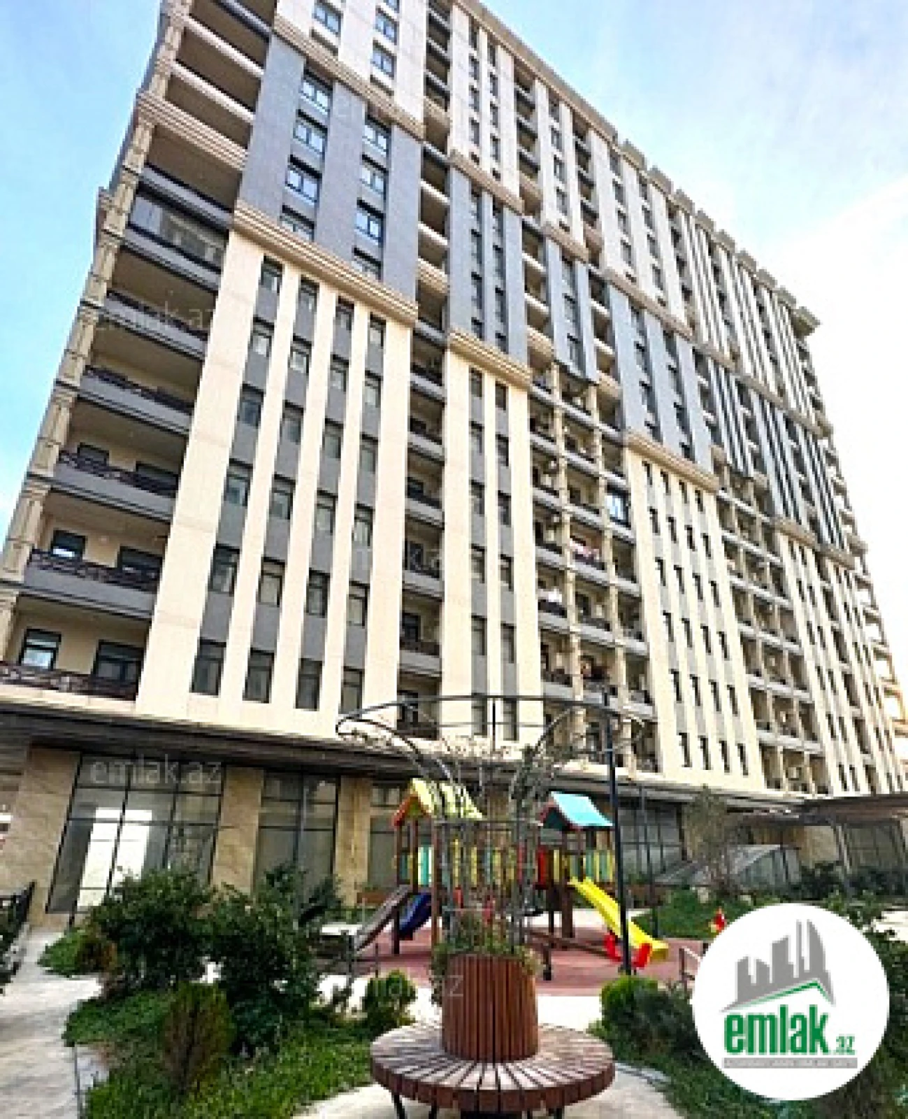 Satılır 3 otaqlı yeni tikili 125 m²