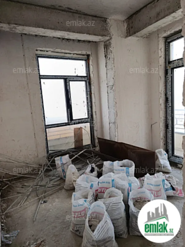 Satılır 3 otaqlı yeni tikili 125 m²