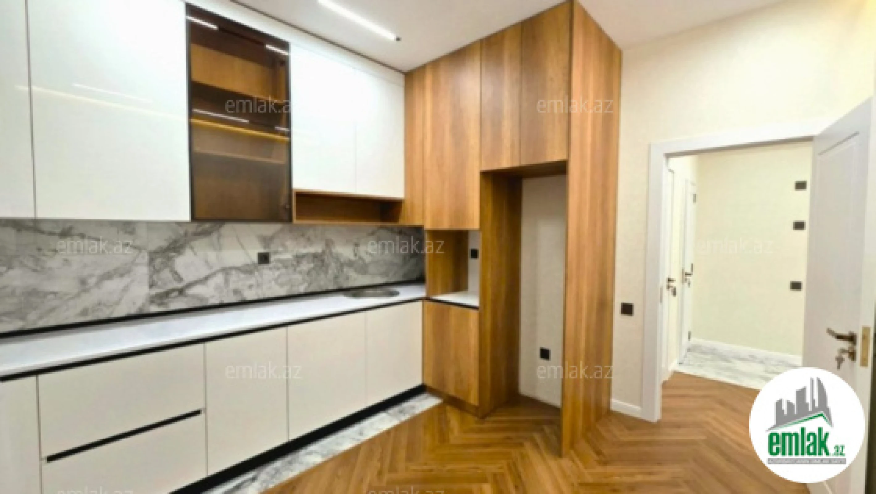 Satılır 2 otaqlı yeni tikili 81 m²