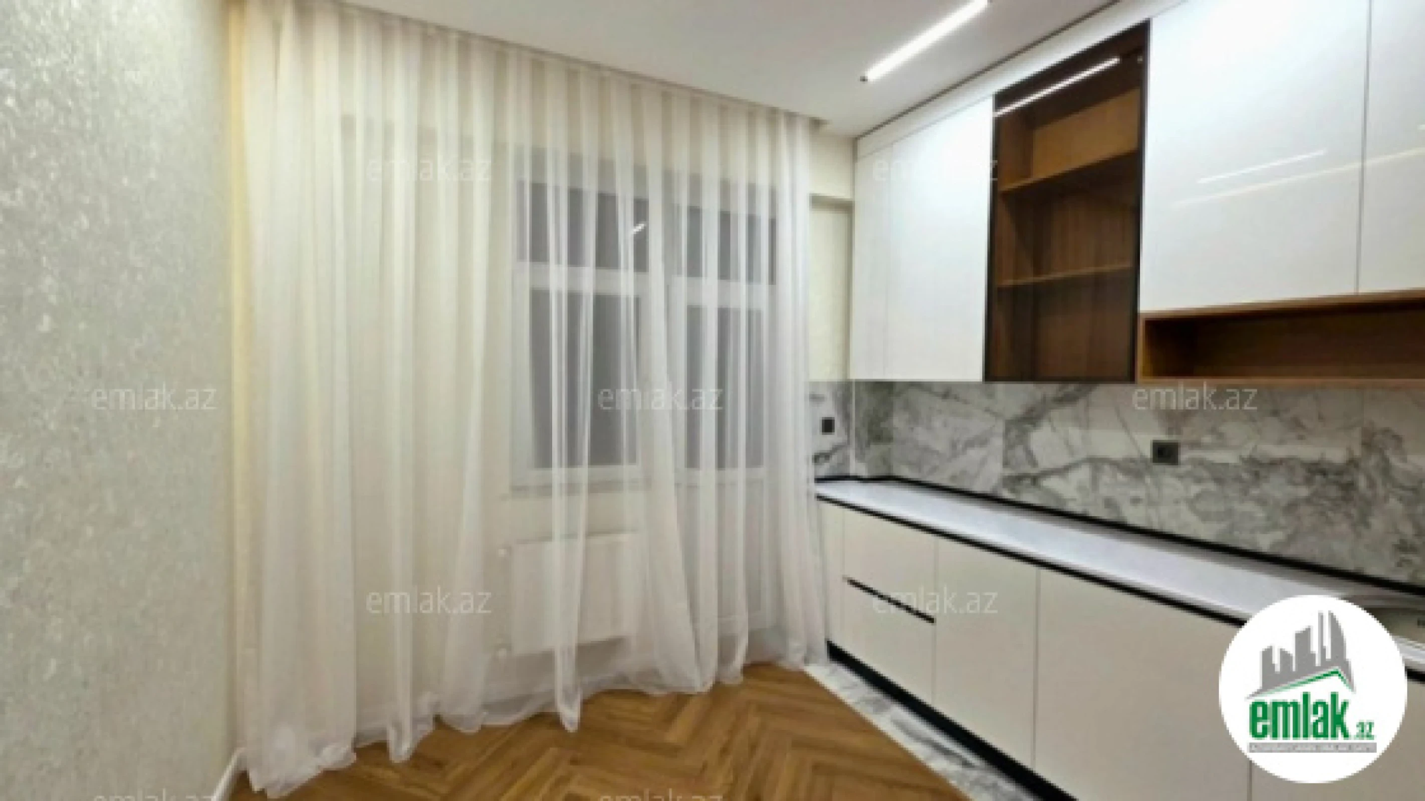 Satılır 2 otaqlı yeni tikili 81 m²