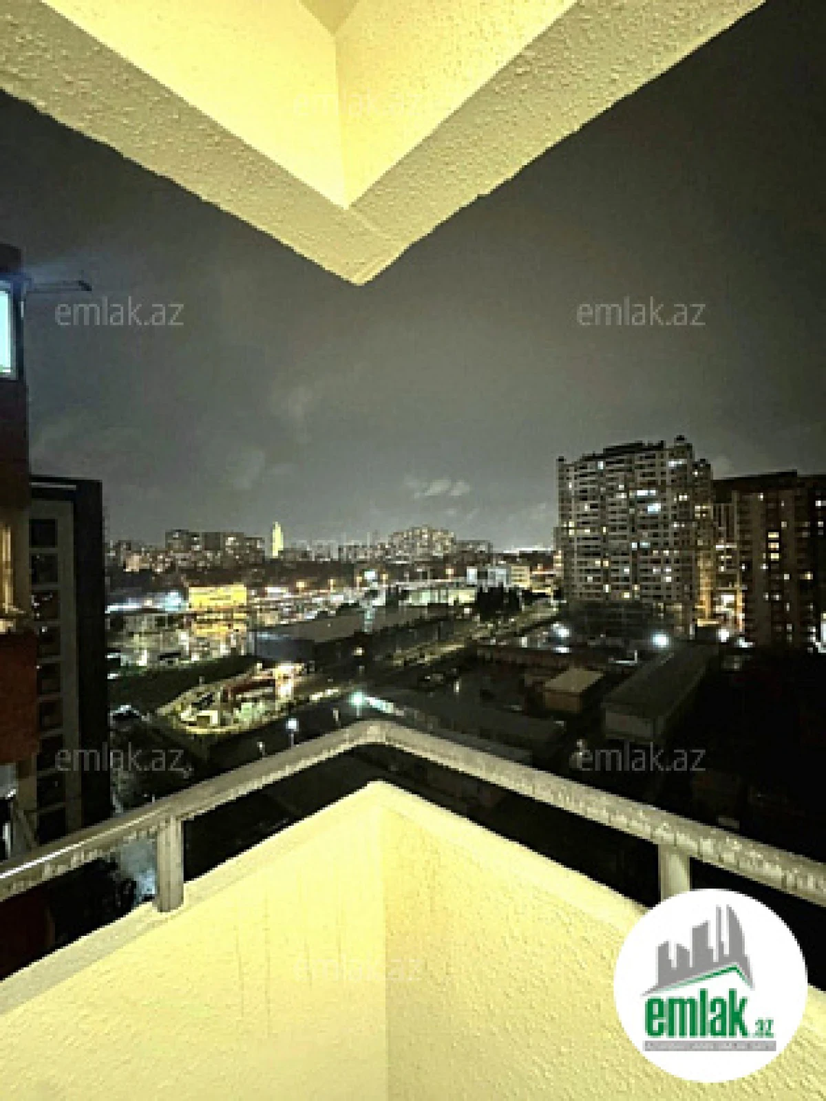 Satılır 2 otaqlı yeni tikili 81 m²