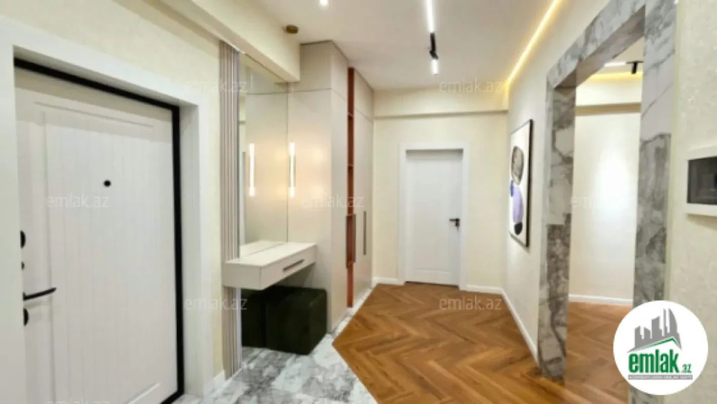 Satılır 2 otaqlı yeni tikili 81 m²
