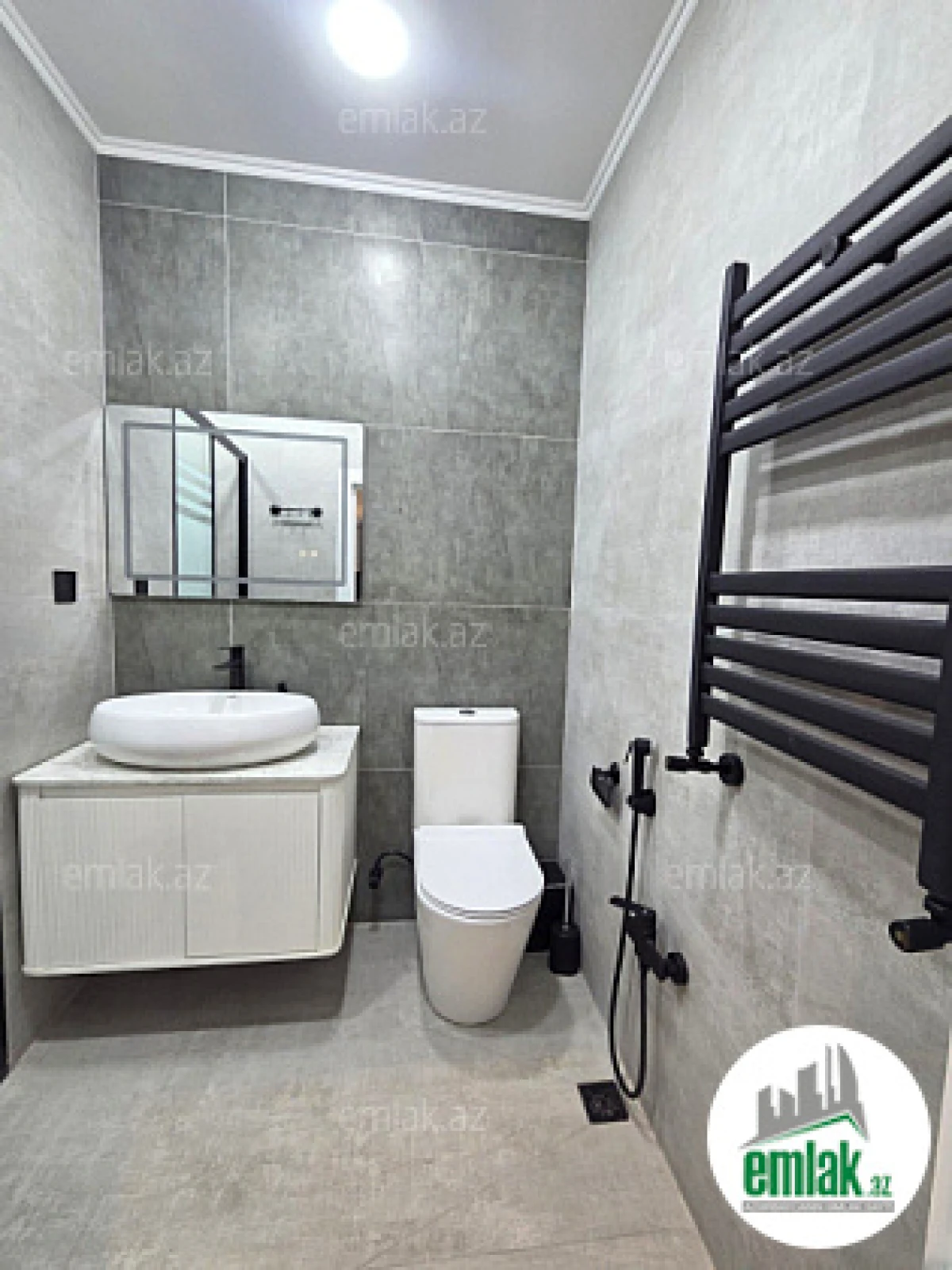 Satılır 3 otaqlı yeni tikili 85 m²