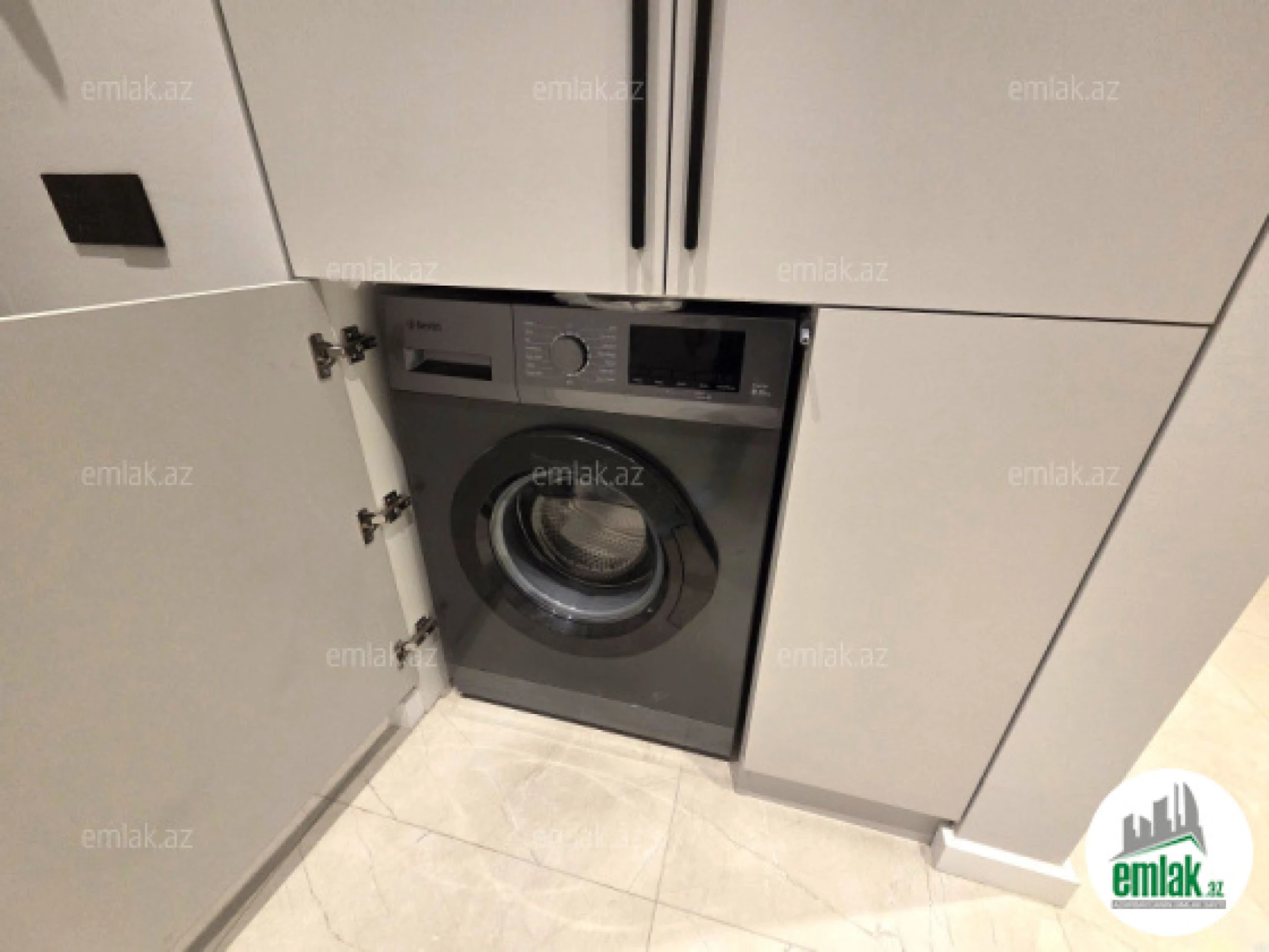 Satılır 3 otaqlı yeni tikili 85 m²