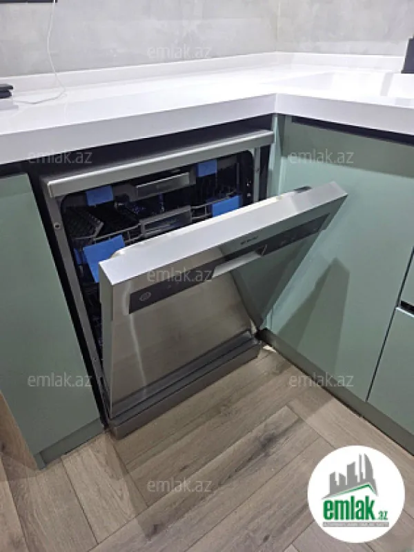 Satılır 3 otaqlı yeni tikili 85 m²