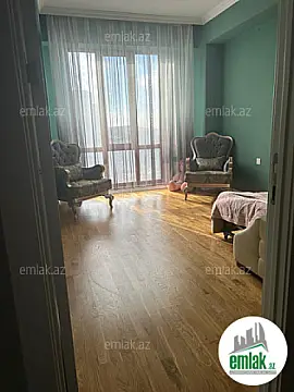 Satılır 3 otaqlı yeni tikili 100 m²