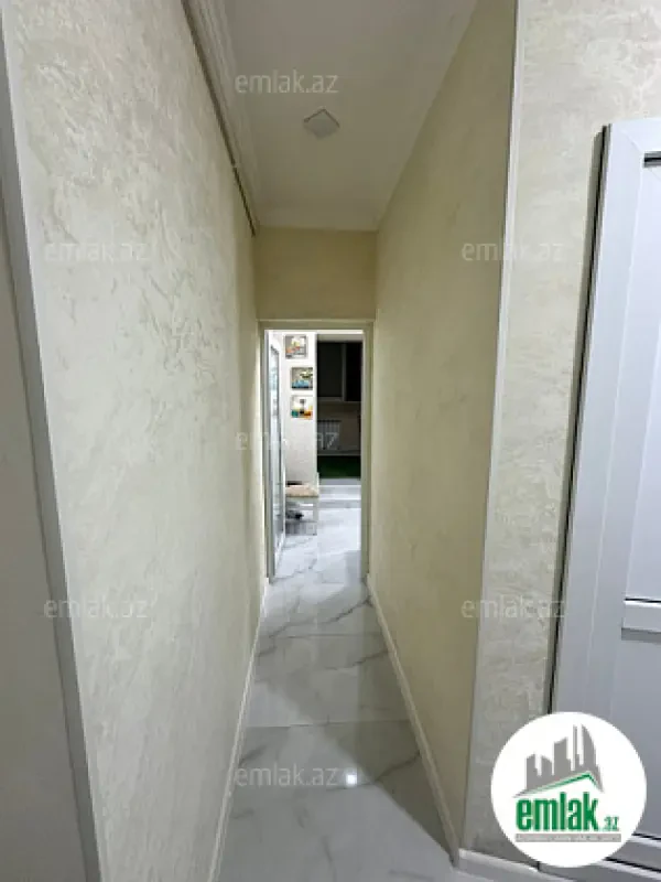 Satılır 2 otaqlı köhnə tikili 70 m²