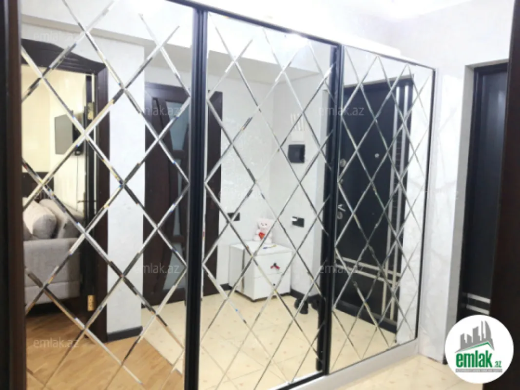 Satılır 2 otaqlı yeni tikili 60 m²