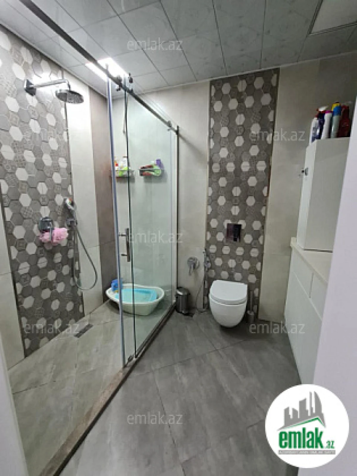 Satılır 3 otaqlı yeni tikili 125 m²