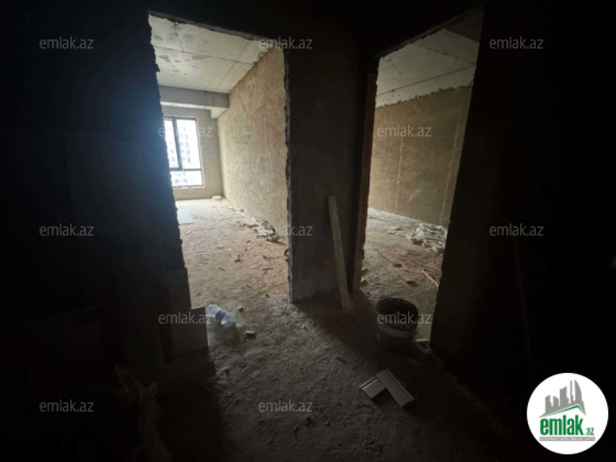 Satılır 3 otaqlı yeni tikili 100 m²