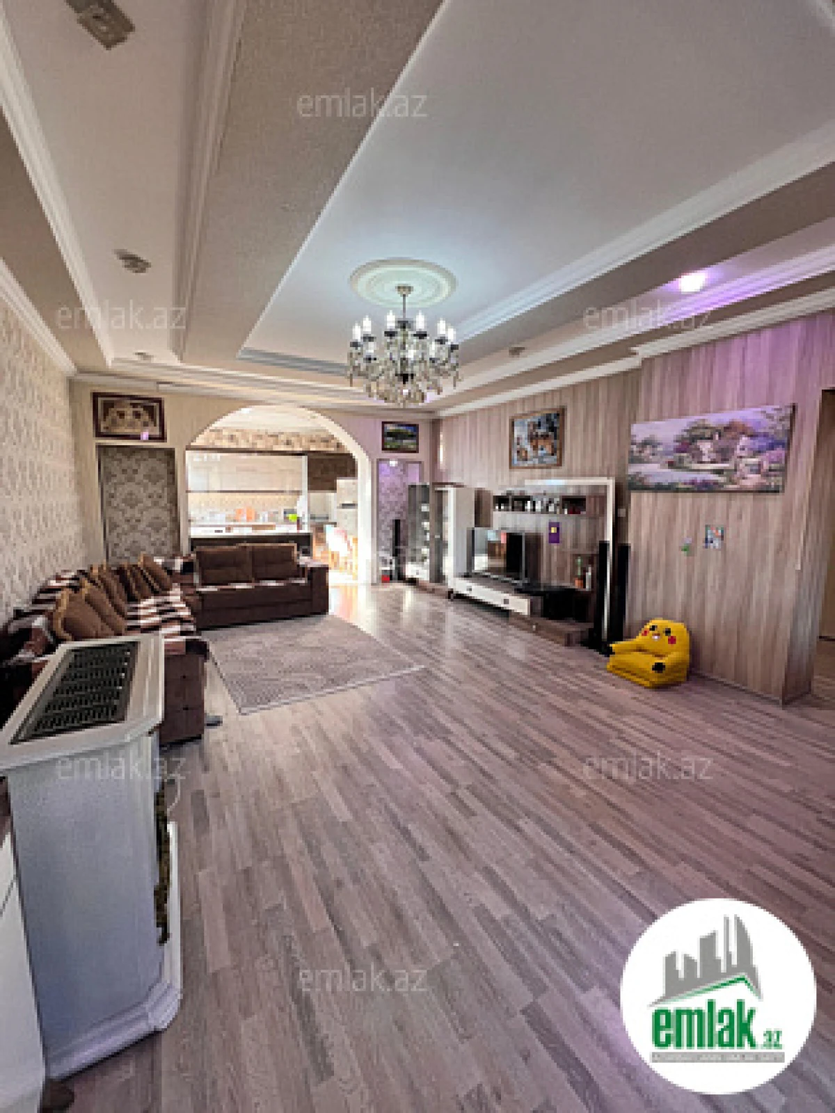 Satılır 7 otaqlı həyət evi 200 m²