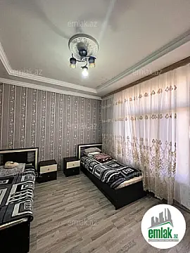 Satılır 7 otaqlı həyət evi 200 m²