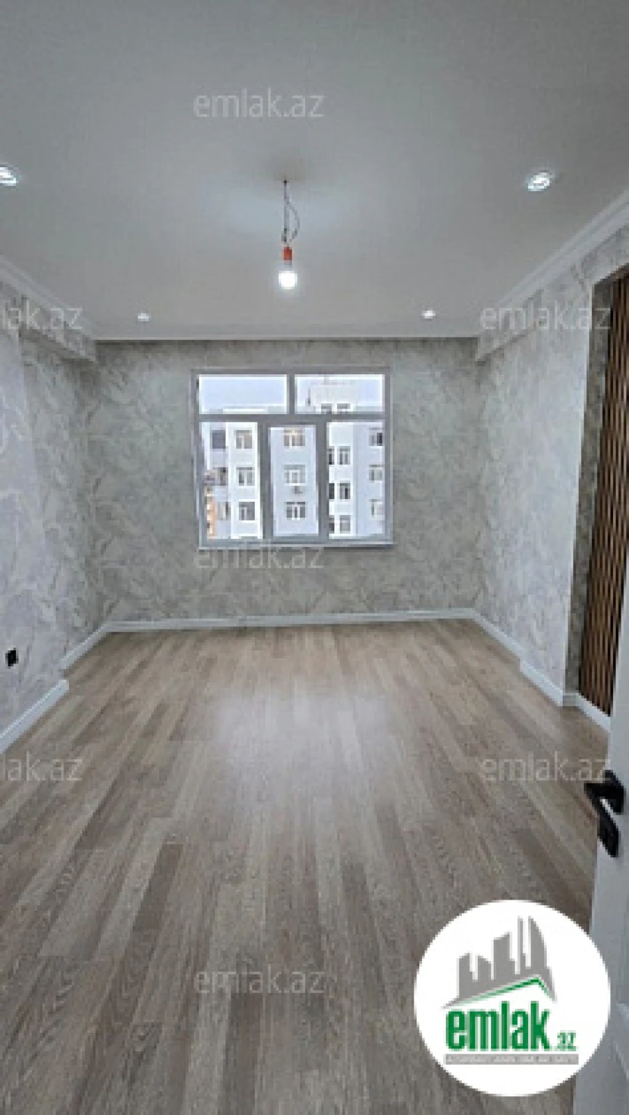 Satılır 2 otaqlı yeni tikili 72.5 m²