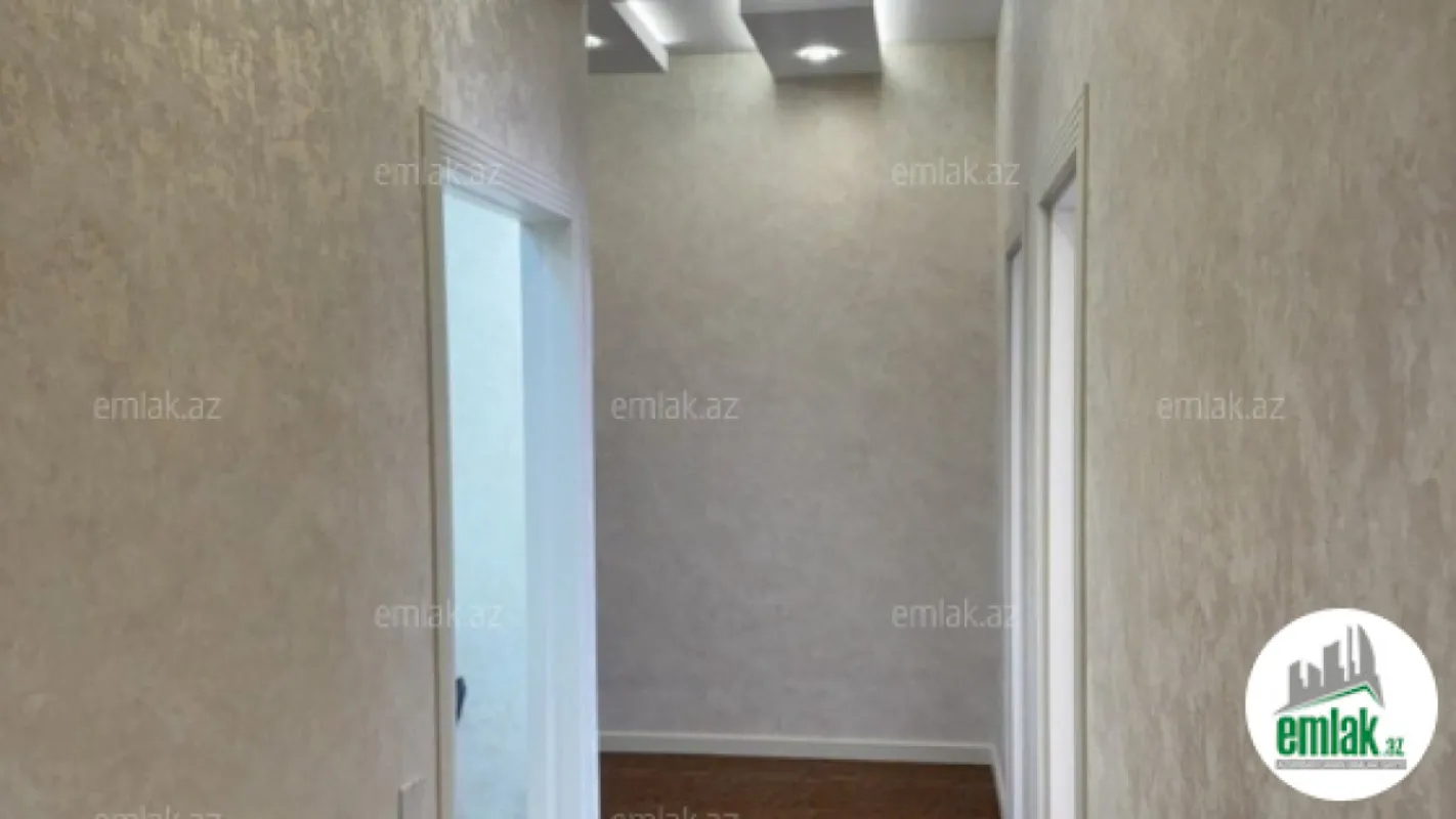 Satılır 3 otaqlı yeni tikili 100 m²