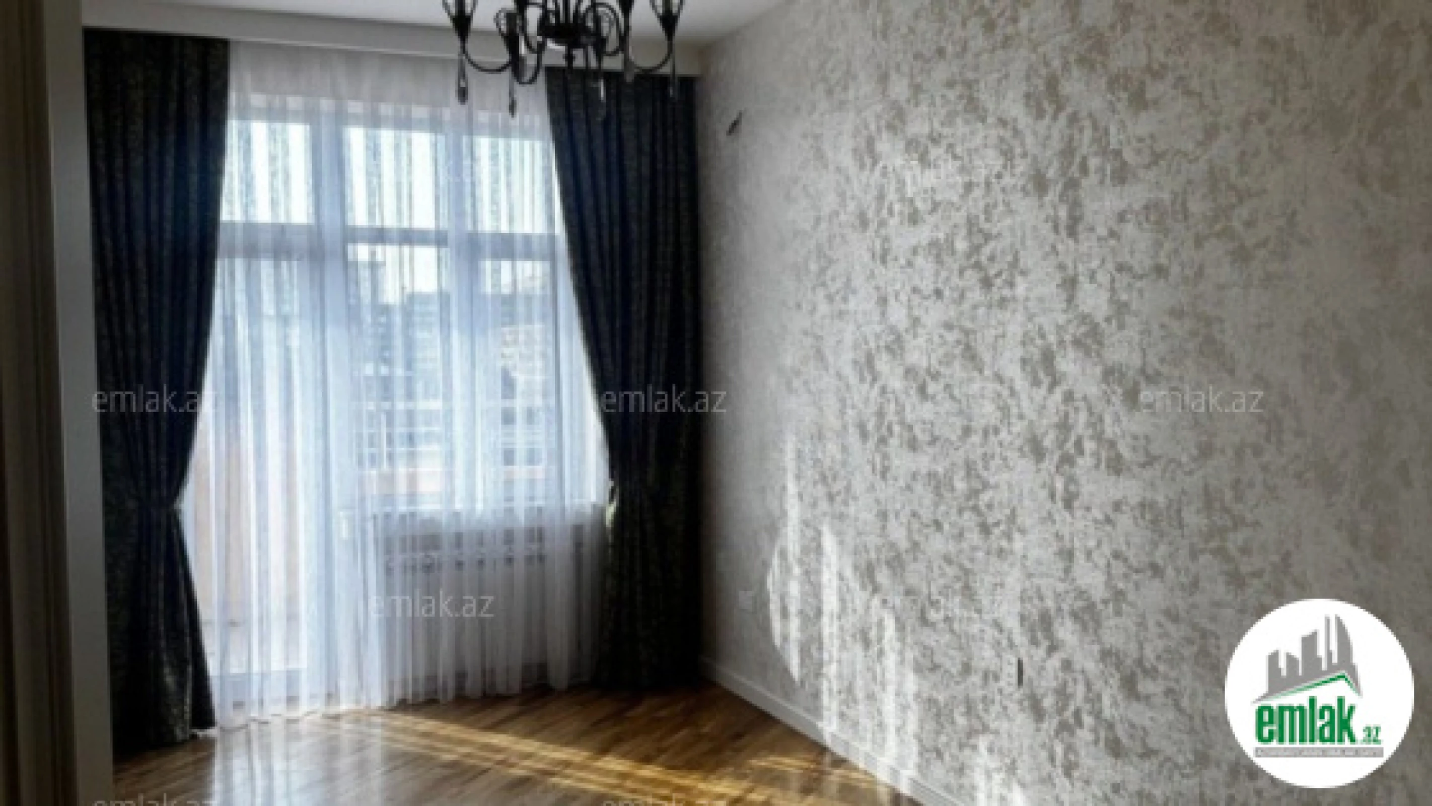 Satılır 3 otaqlı yeni tikili 100 m²