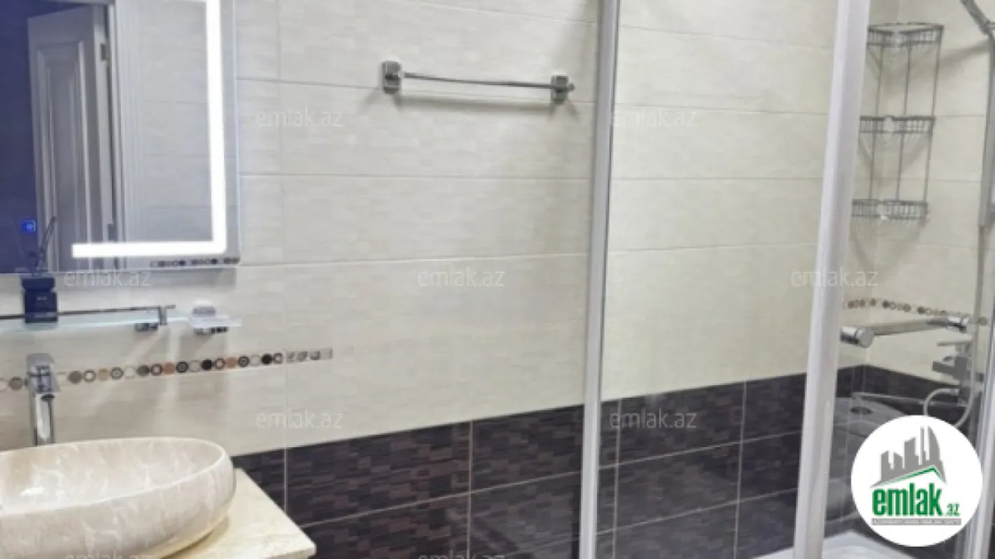 Satılır 3 otaqlı yeni tikili 100 m²