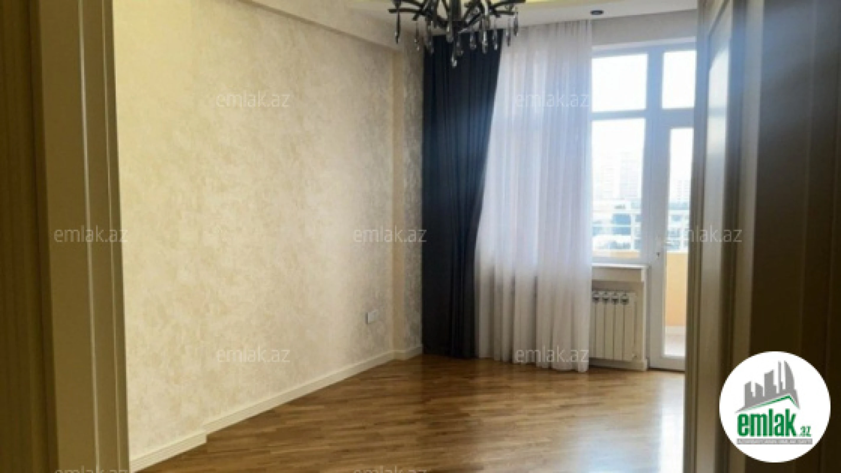 Satılır 3 otaqlı yeni tikili 100 m²