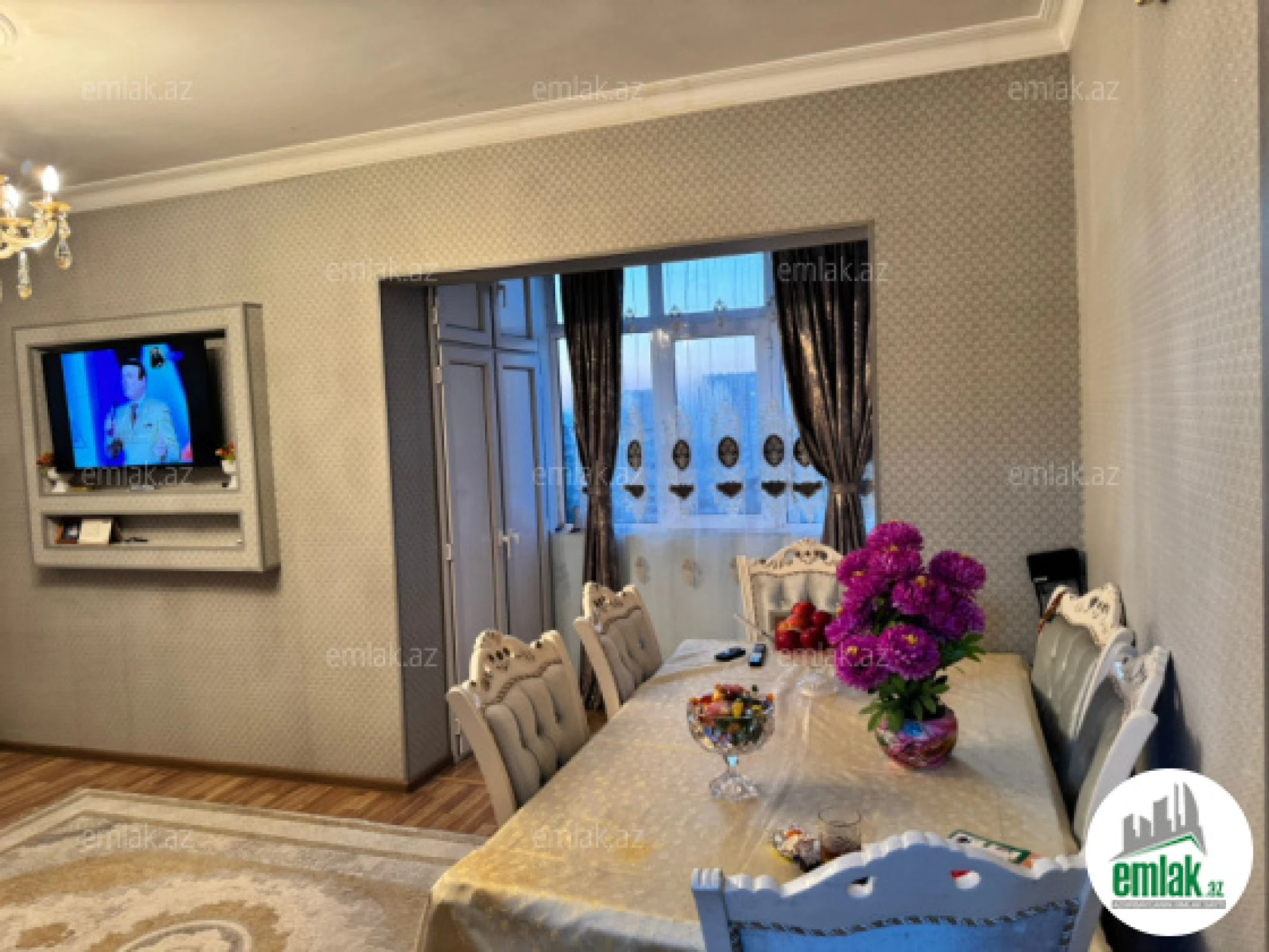 Satılır 2 otaqlı köhnə tikili 60 m²