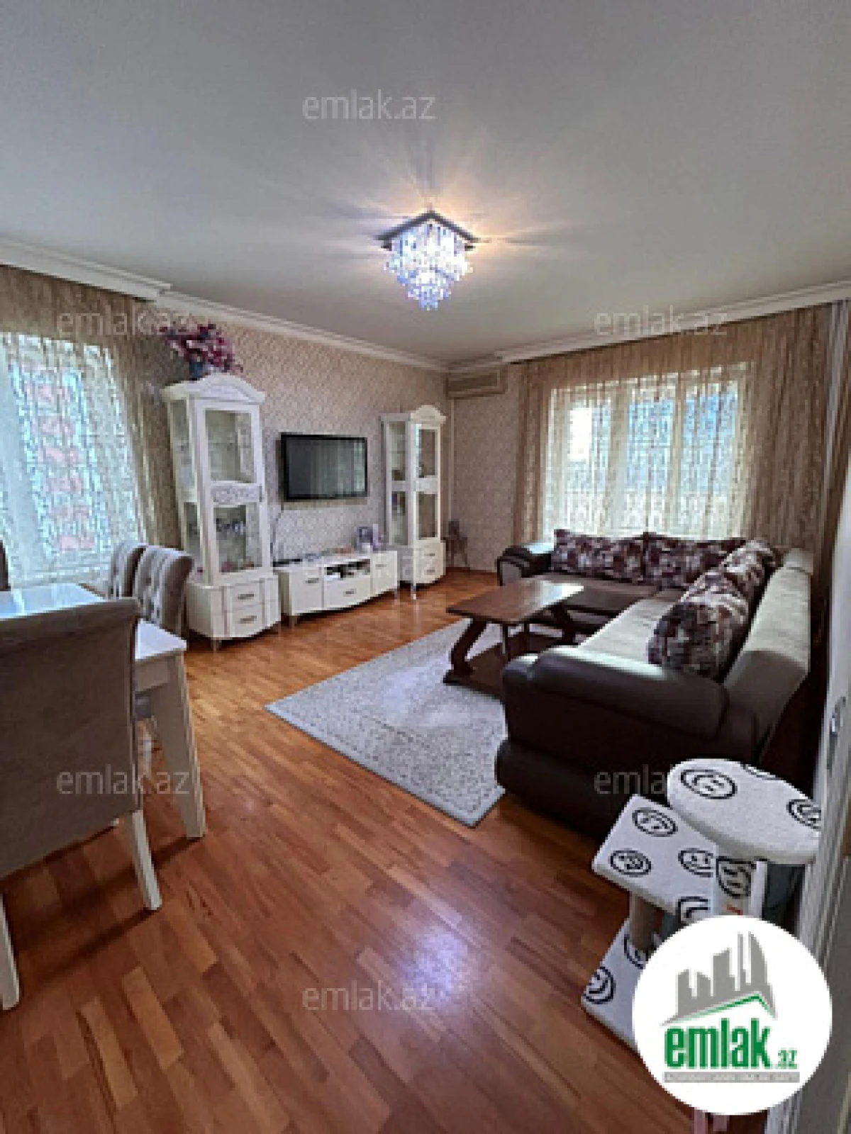 Satılır 3 otaqlı yeni tikili 120 m²