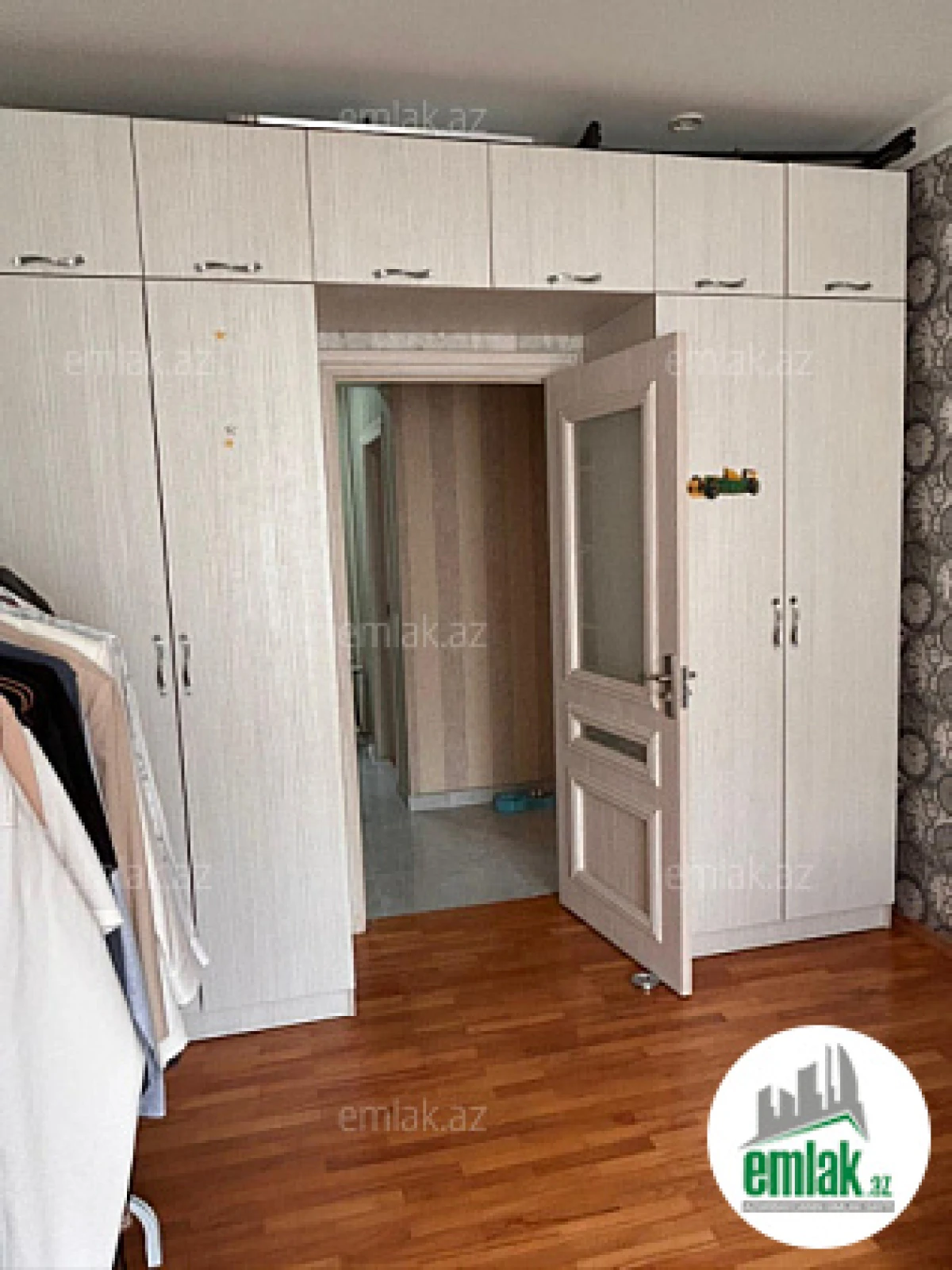 Satılır 3 otaqlı yeni tikili 120 m²
