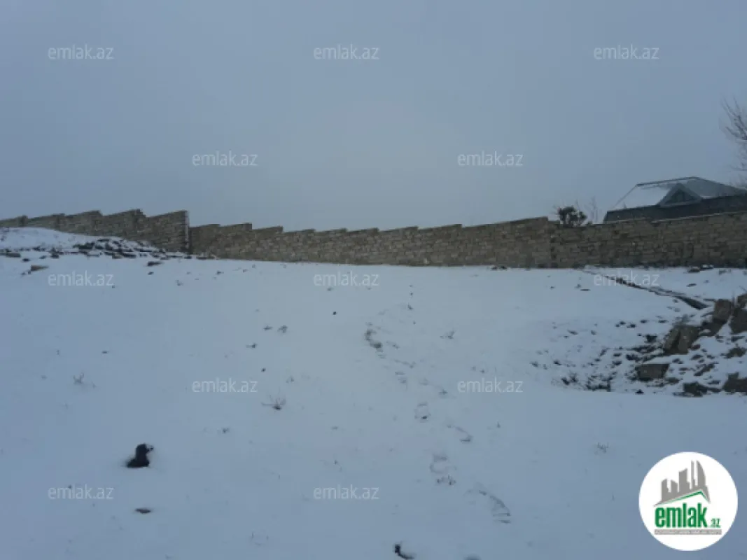 Satılır torpaq sahəsi 8 m²