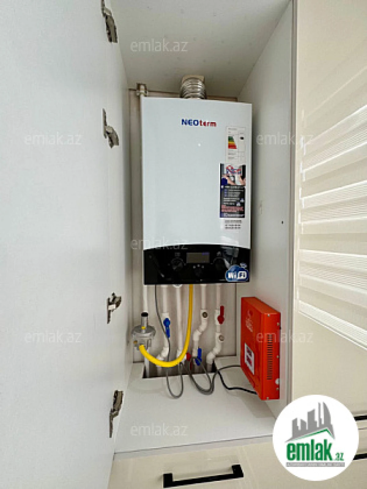 Satılır 3 otaqlı köhnə tikili 90 m²