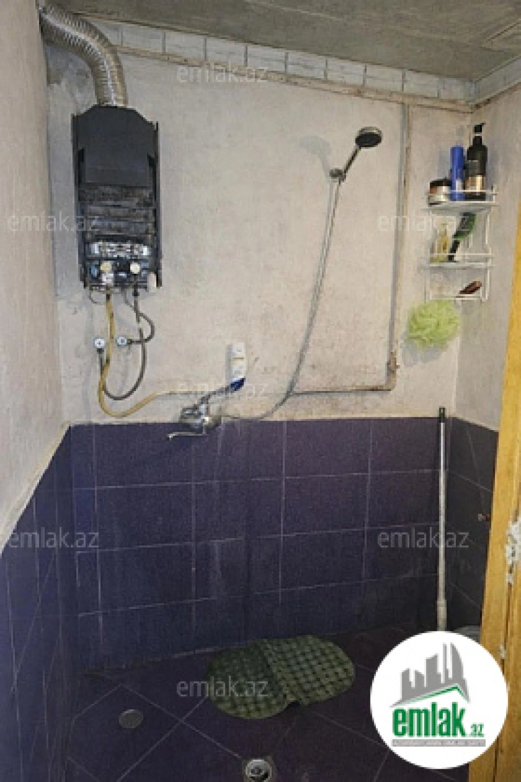 Satılır 2 otaqlı köhnə tikili 60 m²