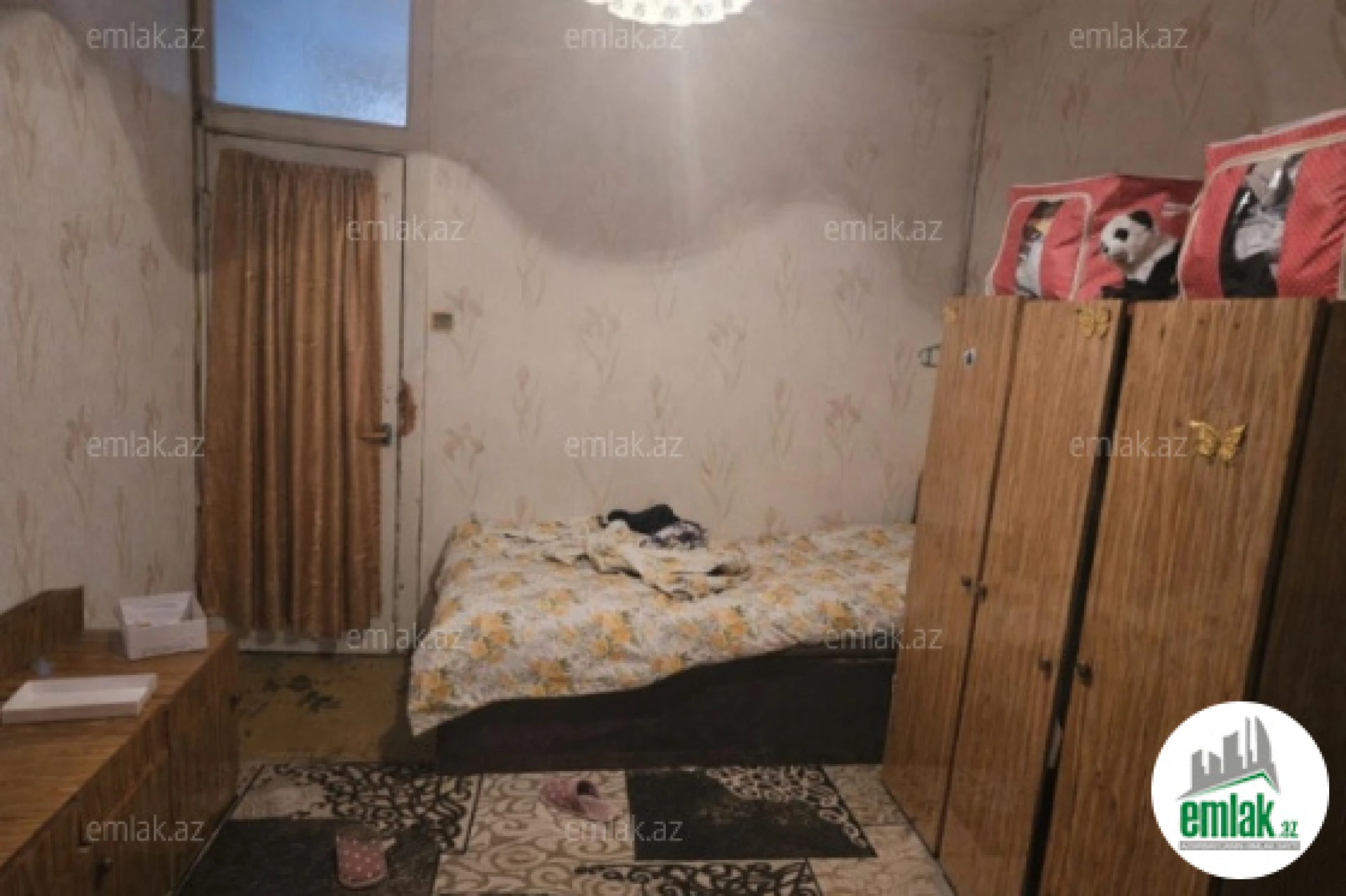 Satılır 2 otaqlı köhnə tikili 60 m²