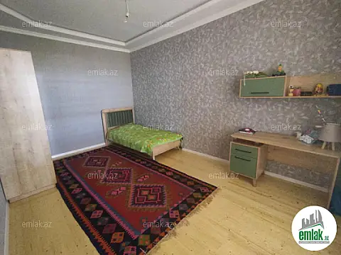 Satılır 5 otaqlı həyət evi 190 m²