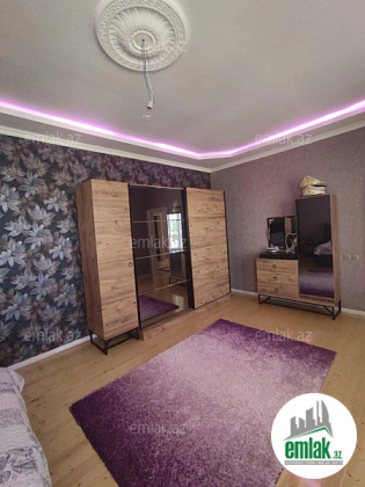 Satılır 5 otaqlı həyət evi 190 m²