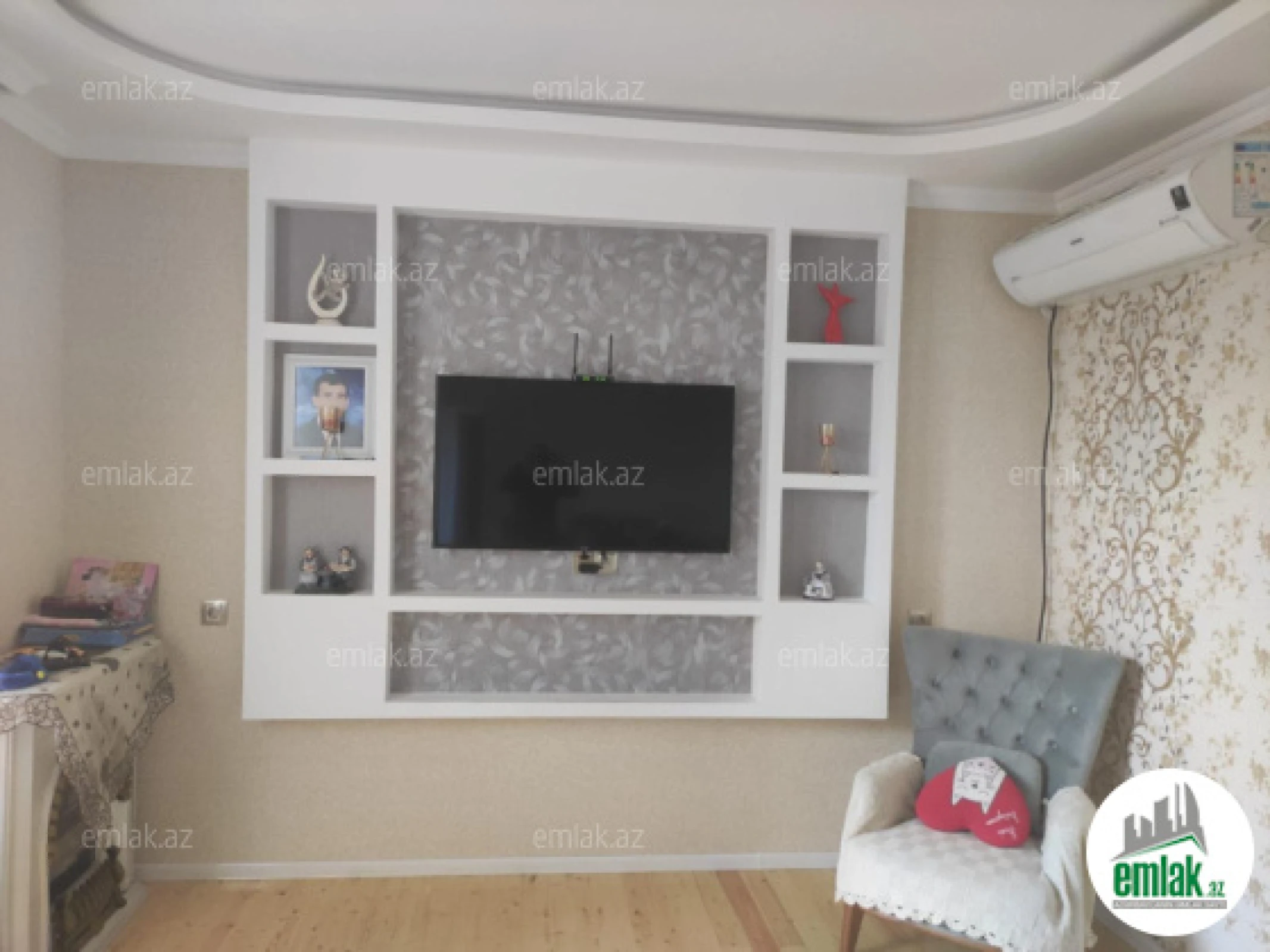 Satılır 5 otaqlı həyət evi 190 m²