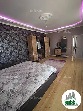 Satılır 5 otaqlı həyət evi 190 m²