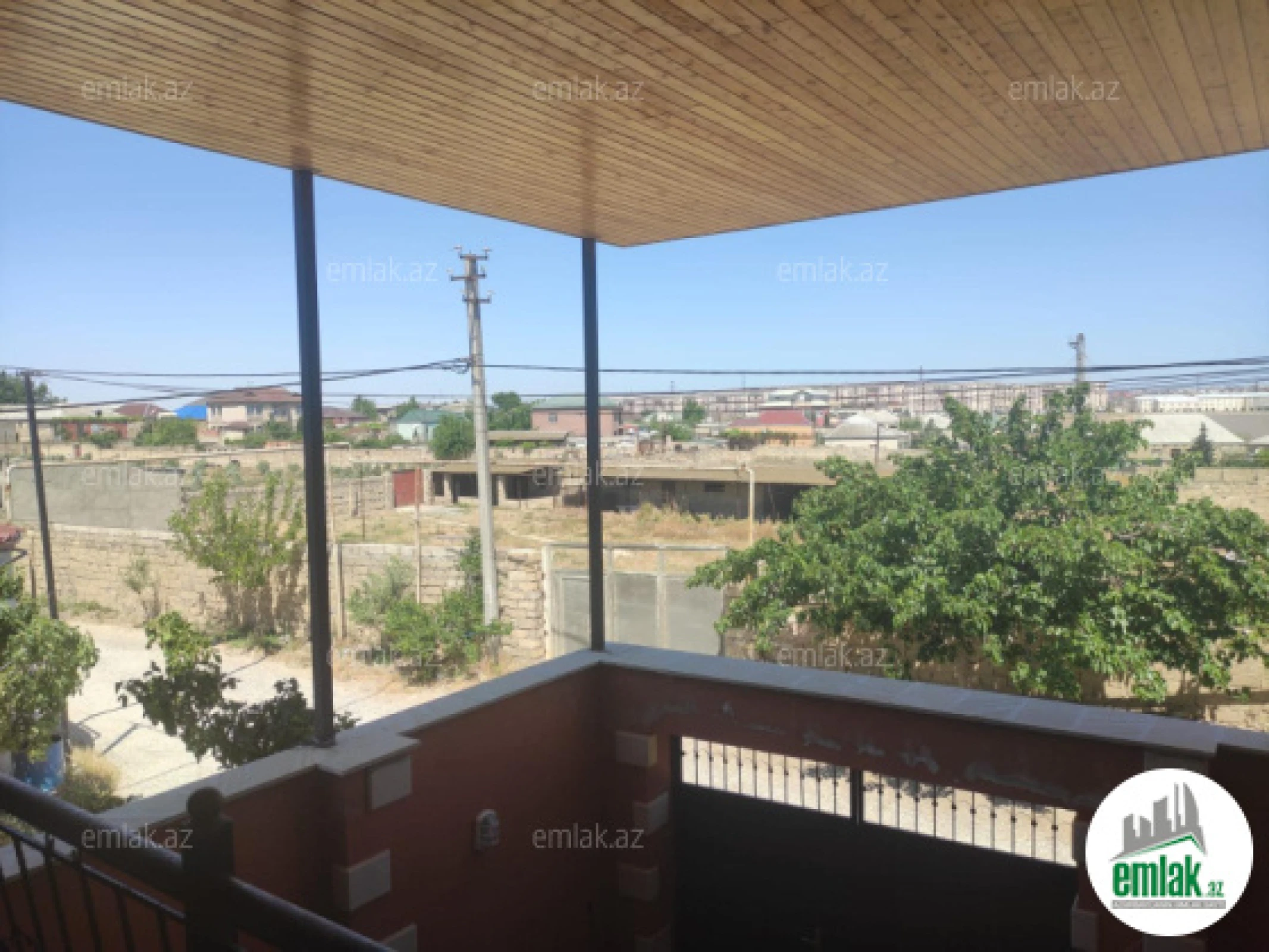 Satılır 5 otaqlı həyət evi 190 m²