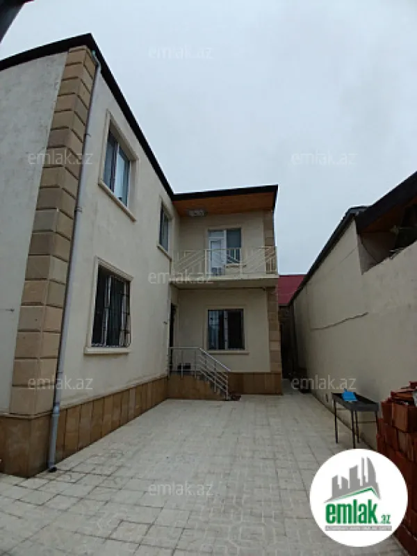Satılır 4 otaqlı həyət evi 100 m²