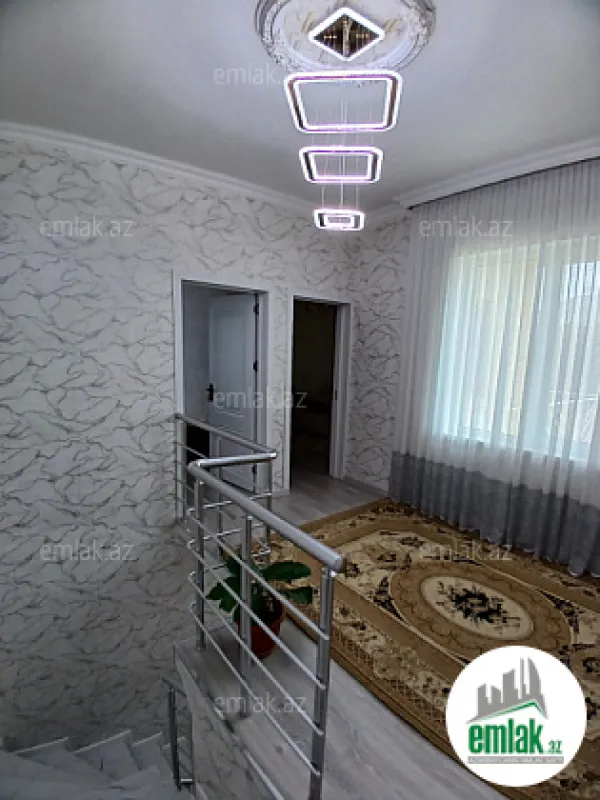 Satılır 4 otaqlı həyət evi 100 m²