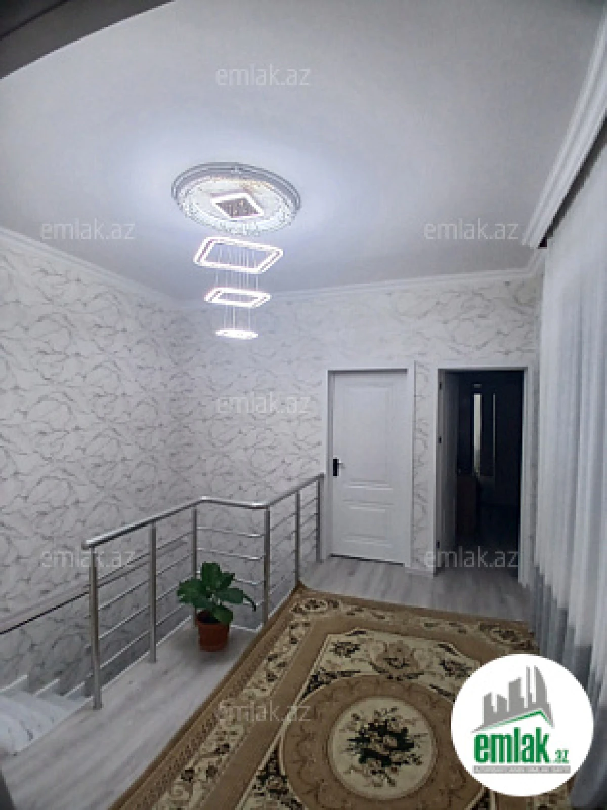Satılır 4 otaqlı həyət evi 100 m²
