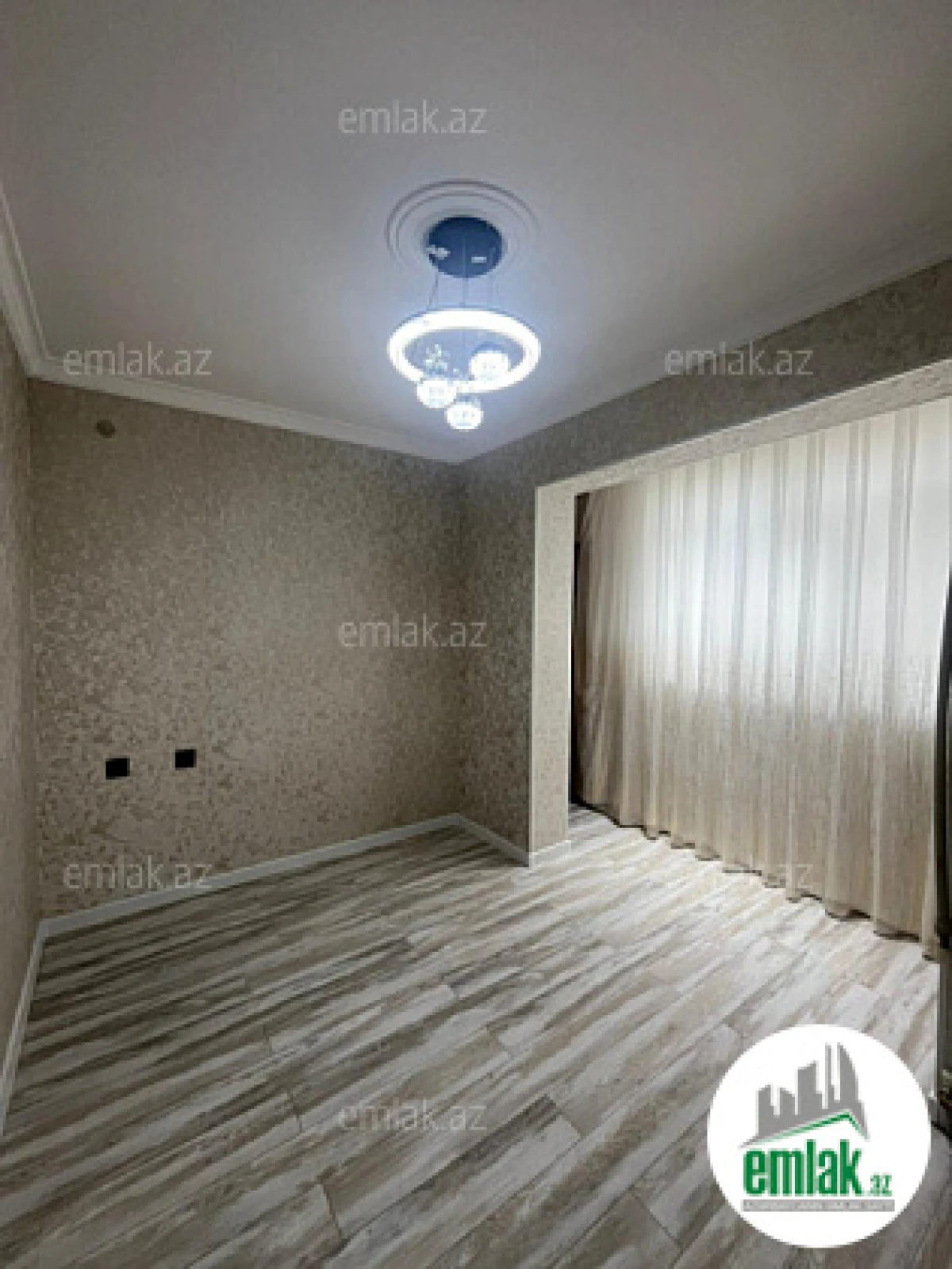 Satılır 3 otaqlı köhnə tikili 65 m²