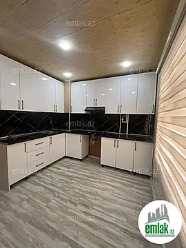 Satılır 3 otaqlı köhnə tikili 65 m²