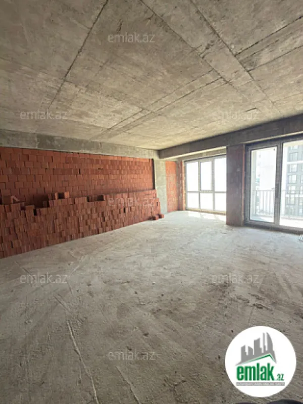 Satılır 2 otaqlı yeni tikili 80 m²