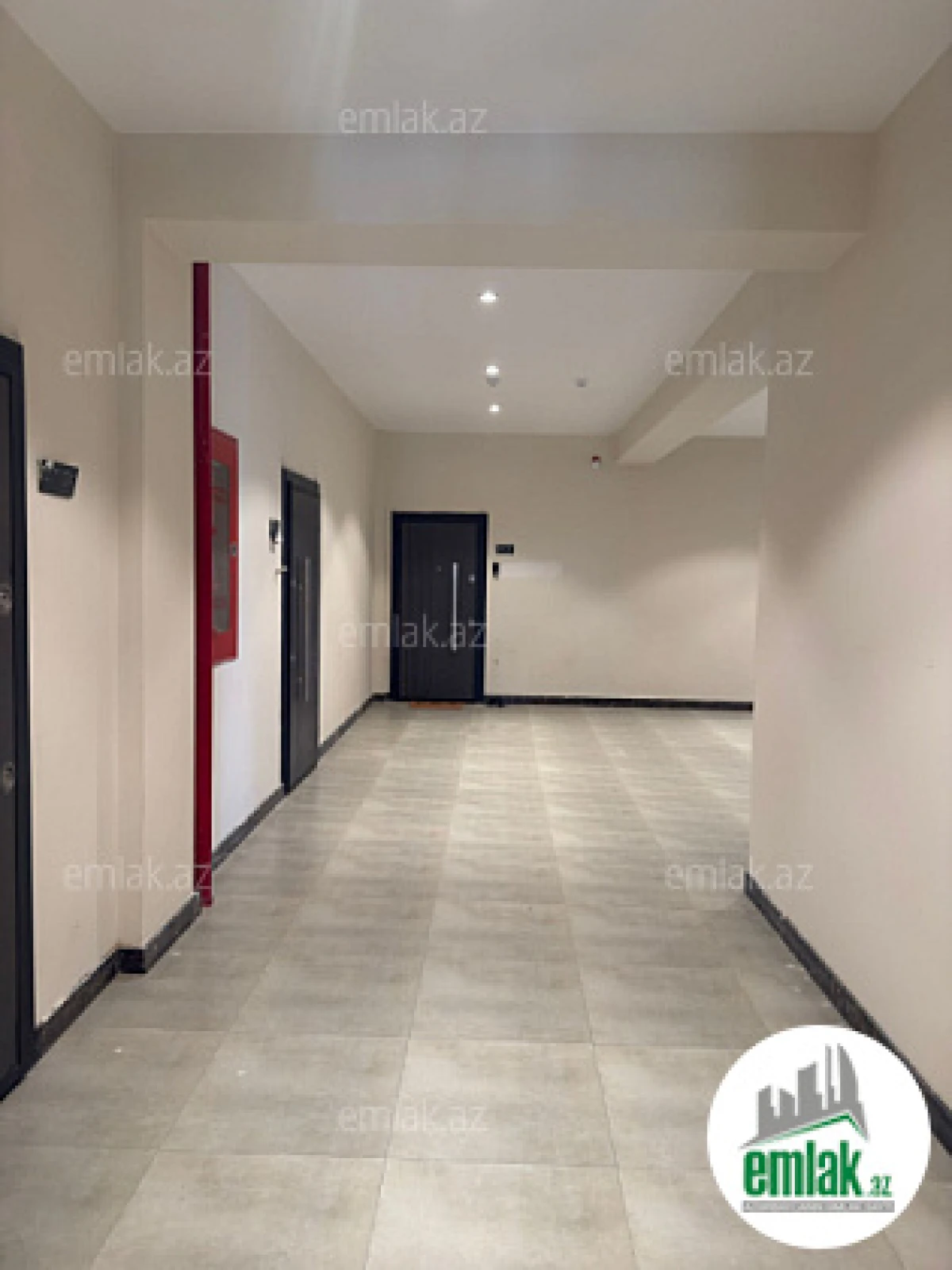 Satılır 2 otaqlı yeni tikili 80 m²